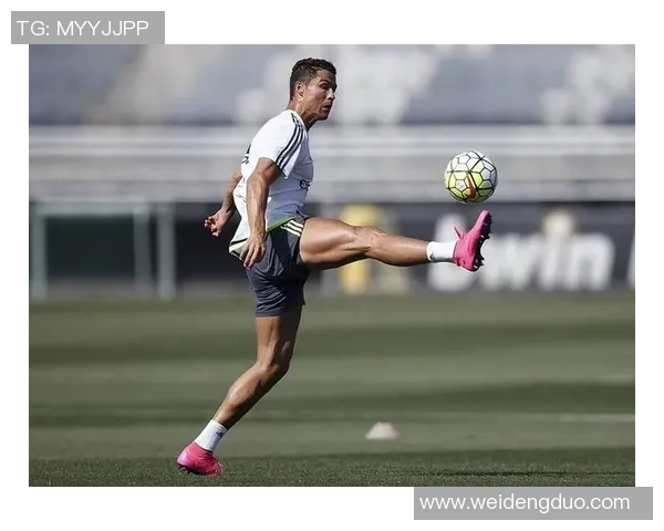 球星偏爱的足球袜品牌与款式盘点 专业性能与时尚风格的完美结合